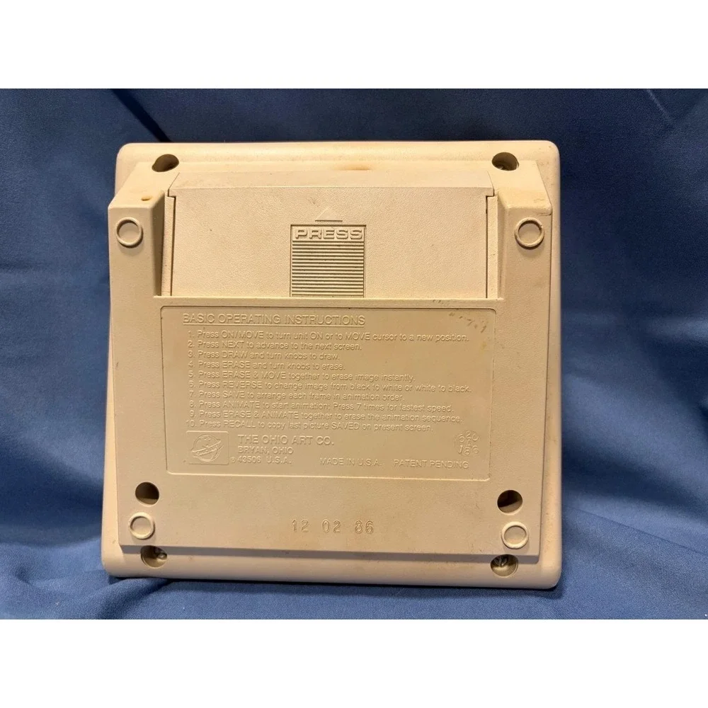 Vintage 1988 Etch-A-Sketch Animator by the Ohio Art Company - See Description